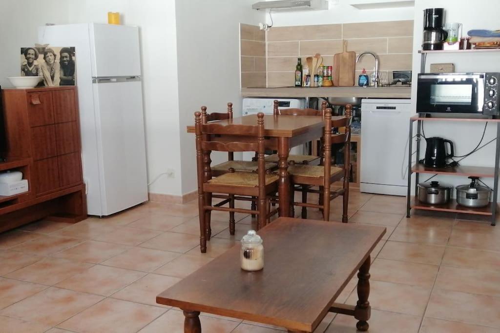 Appartement T2 6 Couchages. Plein Centre à Ax-les-Thermes Extérieur photo